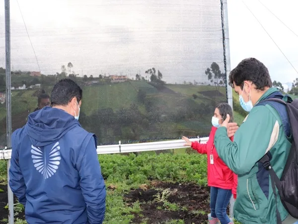Apoyo al ‘agro’: entregaron 9 sistemas de almacenamiento de agua para tiempo de sequía