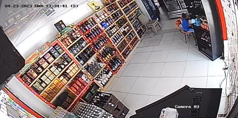 Niño se salvó de morir por balas pérdidas; estaba en local donde atacaron al dueño, en Soledad