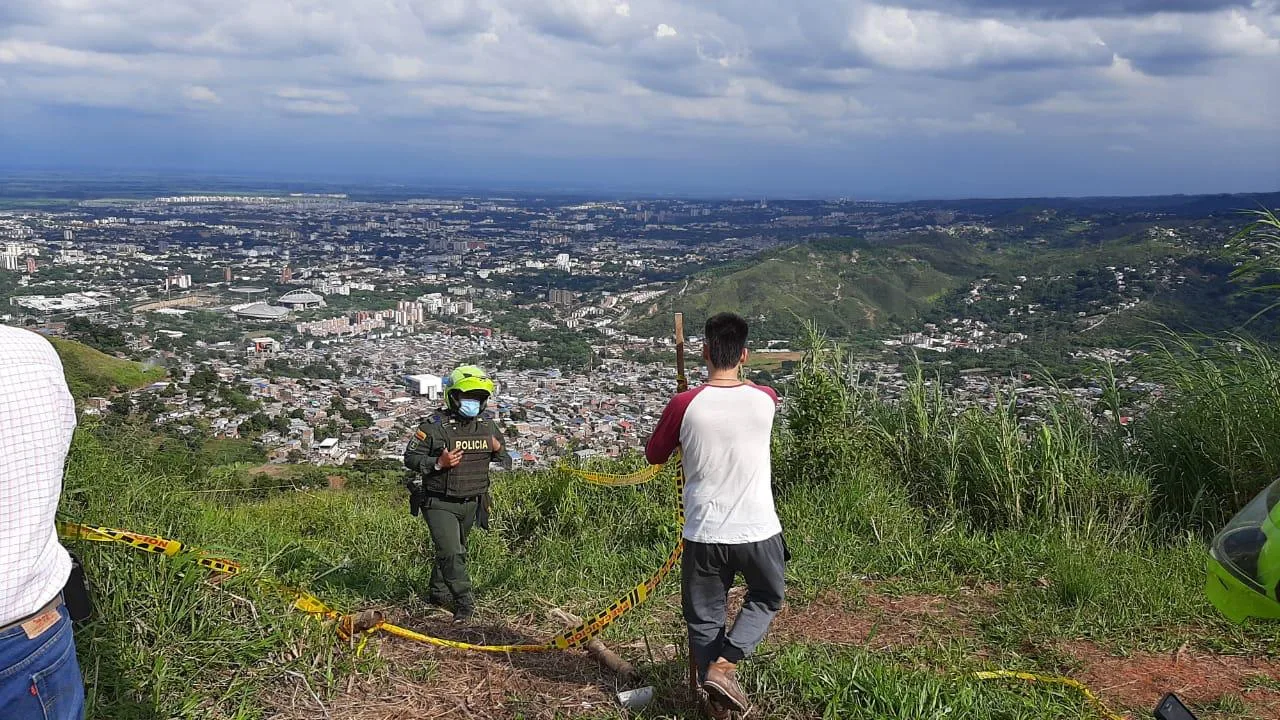 invadiendo cerros en Cali