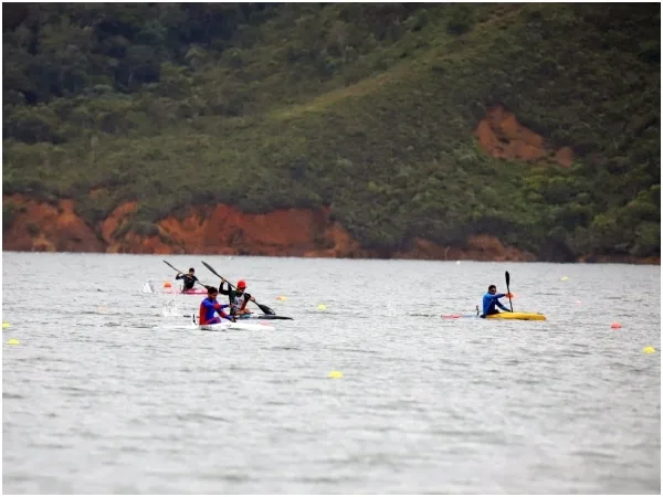 Practicar deportes acuáticos a otro nivel en el Valle del Cauca, si es posible