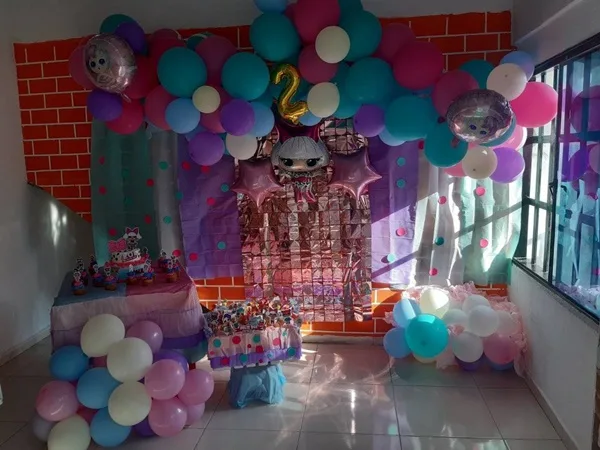 El sufrimiento de un padre: Con mucho esfuerzo le organizó la fiesta a su hija y nadie fue