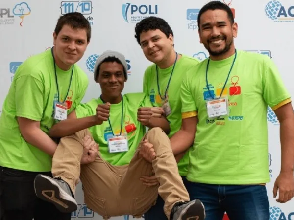 El equipo Almo5There de la universidad Icesi estará presente en el mundial universitario de programación