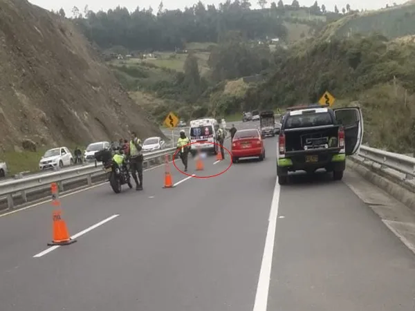 Trágico accidente en vía Pasto–Rumichaca: dos jóvenes iban en moto, perdieron el control y una estudiante murió