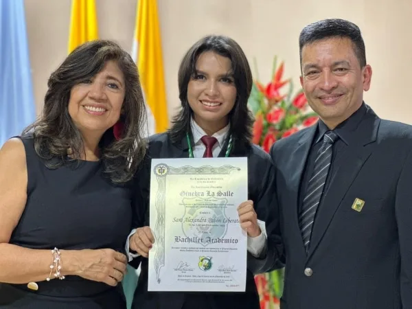 La vallecaucana que sacó el mejor puntaje del icfes en el departamento