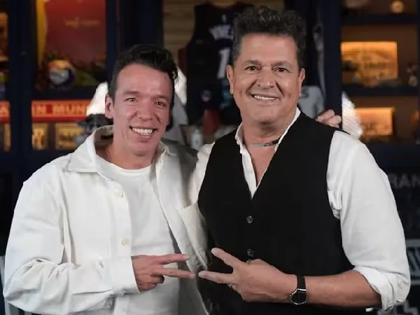 Rigoberto Urán y Carlos Vives, en Fortaleza FC.