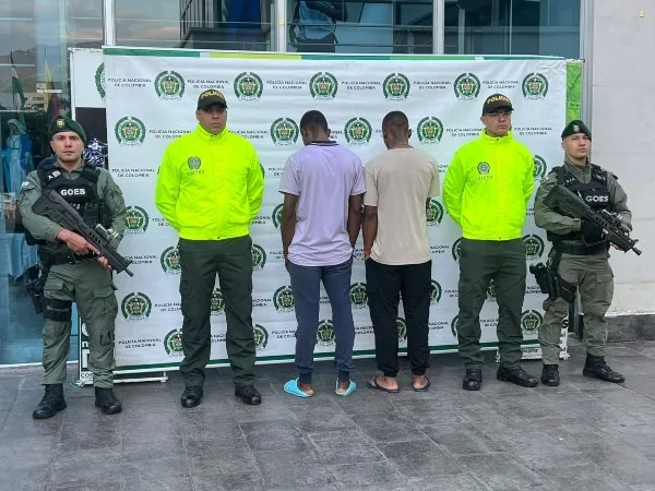 Cantante de música urbana, involucrado en robos a establecimientos de giros en Cali.