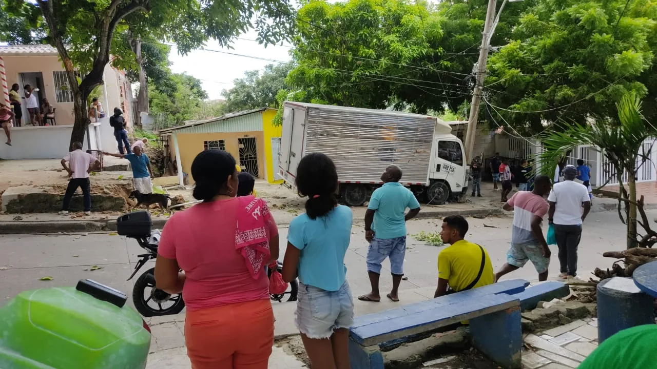 andén accidente Barranquilla