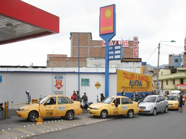 Alcaldías a controlar desabastecimiento de combustible tras la adición de 800 mil galones a Nariño