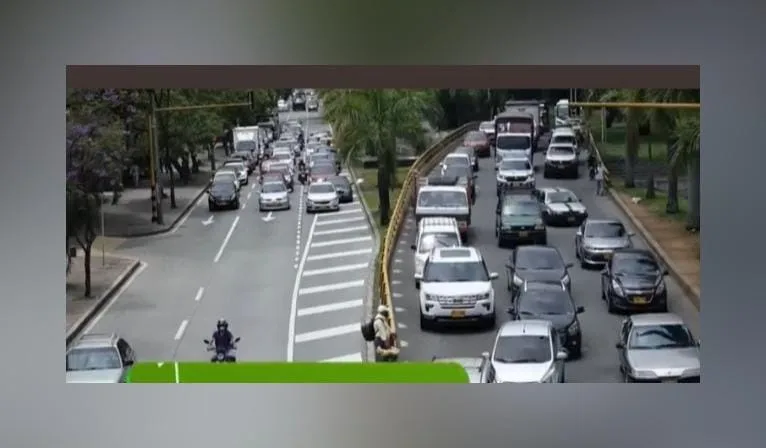 pico y placa en Cali 14 horas - gasolina Cali