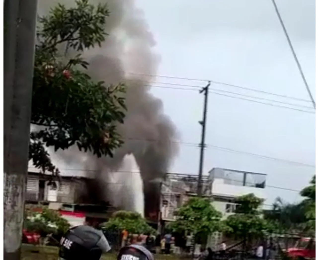bodega de reciclaje incendio Cali