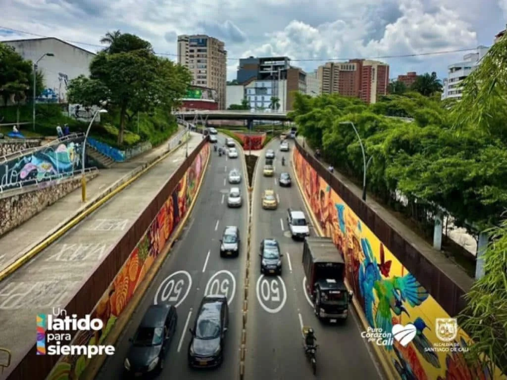 "Solo a los tontos les puede molestar": Ospina ante indagación de la Procuraduría por presuntas irregularidades en obras del Túnel Mundialista.