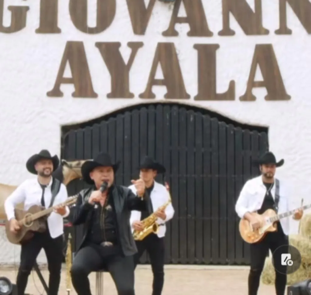 "Porque tomó pastillas escuchando música mía": La demanda contra Giovanny Ayala, terminó citado en Fiscalía