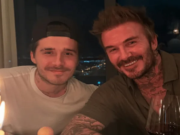 Brooklyn y David Beckham.