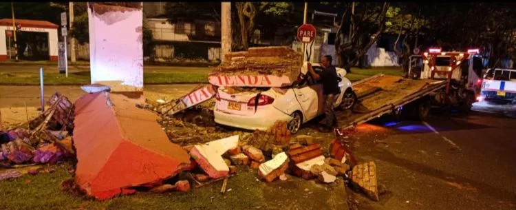 La Hacienda en Cali -accidente