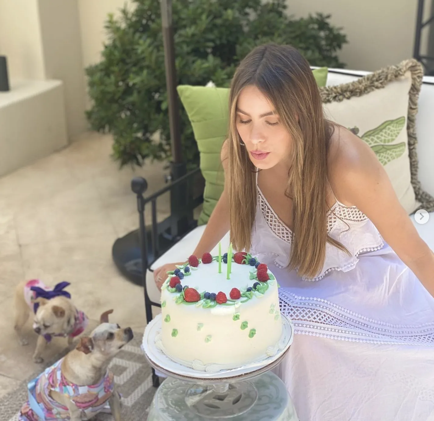 "Ya me duelen las rodillas", Sofía Vergara celebra su cumpleaños número 51