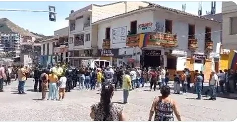 La inesperada emergencia empañó el 20 de Julio en Andes, Antioquia. Foto: captura de vídeo ciudadano.