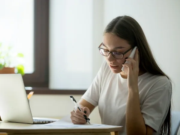 La nueva ley laboral en Portugal prohíbe a los jefes llamar o enviar mensajes a sus empleados fuera del horario laboral