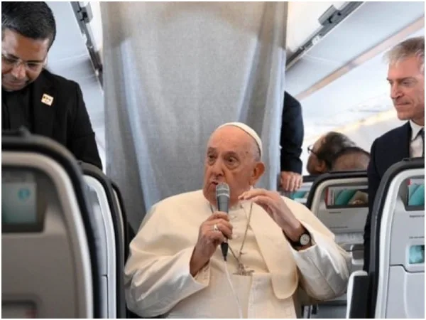 El papa Francisco revive la polémica: el aborto es ‘homicidio’ y los médicos que lo practican son ‘sicarios’
