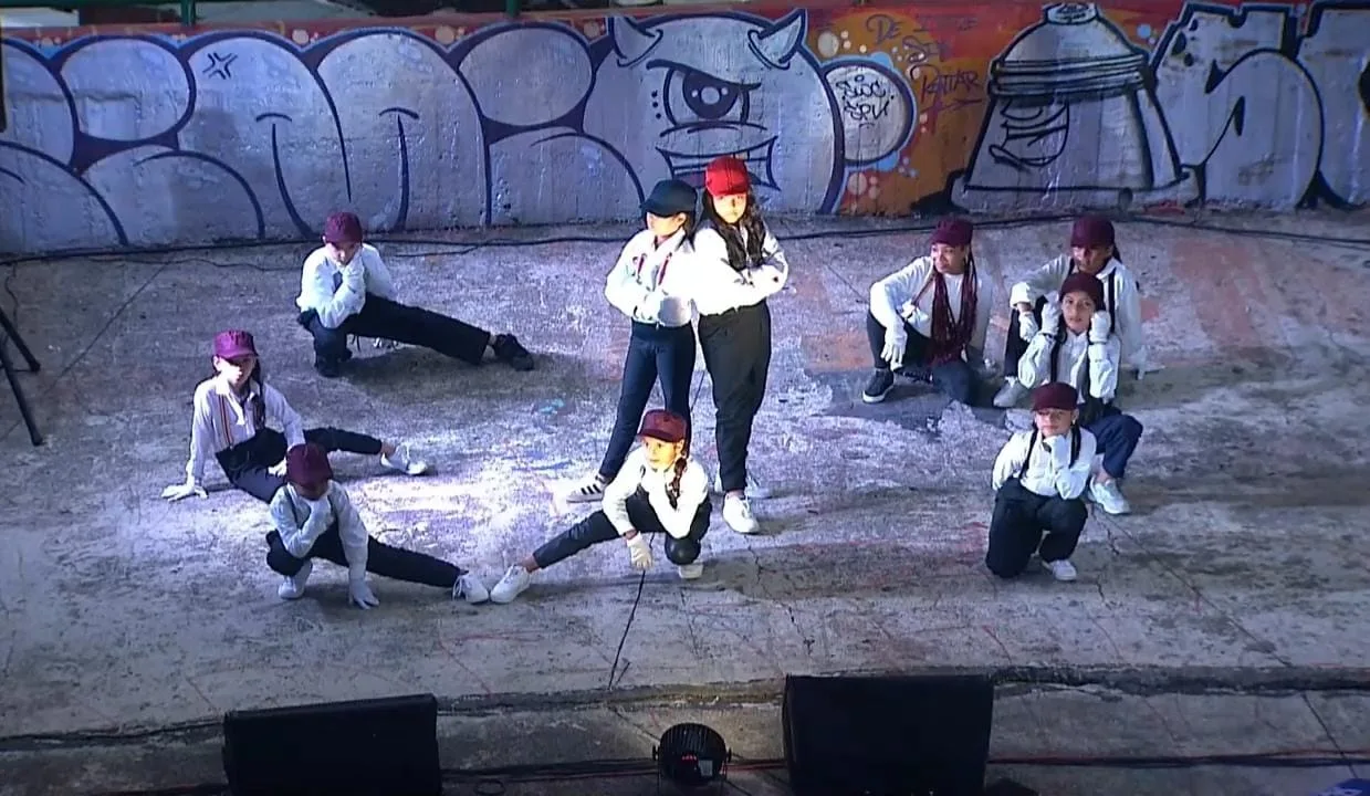 Nuevo Estilo Dance en la Comuna 20 Cali Siloé baile