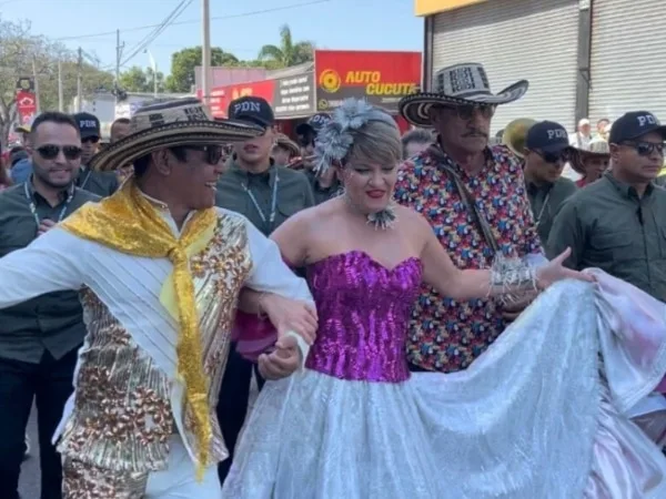 "Bailando cumbia": La primera dama Verónica Alcocer se prepara para el carnaval de Barranquilla