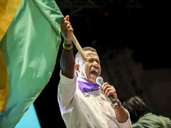 Luis Alfonso Escobar, el candidato de Petro se convirtió en el Gobernador de Nariño
