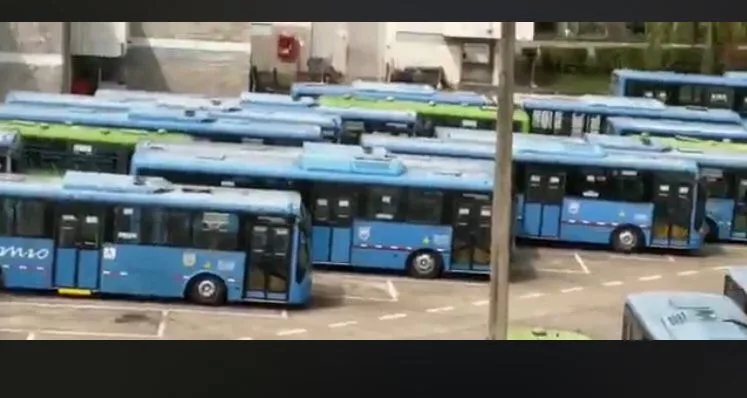 buses Unimetro en Cali MIO