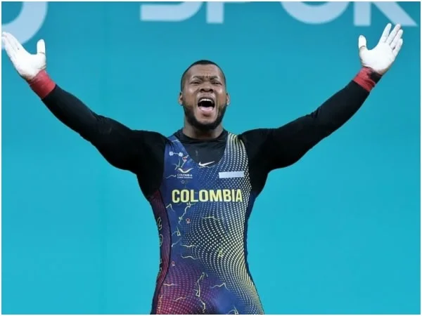 Jeison López, logra récord mundial en Copa Mundo de levantamiento de pesas en Tailandia