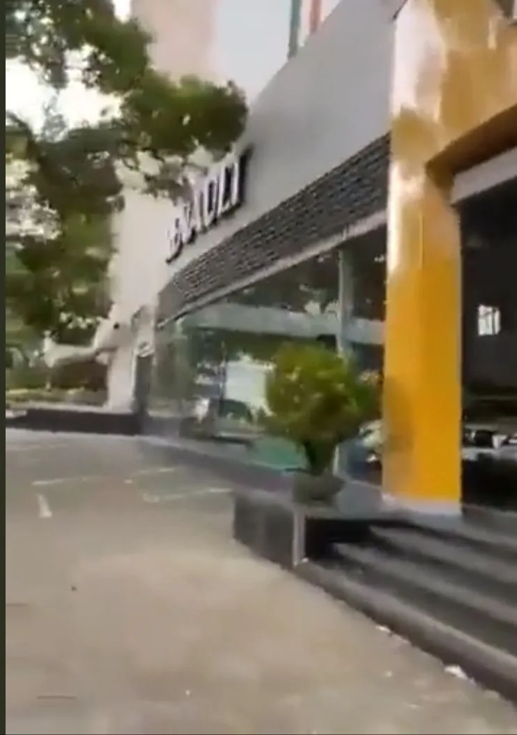 arma de fuego amenaza skaters en Cali