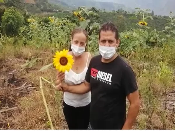 Ejemplo de emprendimiento: profesor recuperó finca abandonada, la transformó y montó restaurante autosostenible  