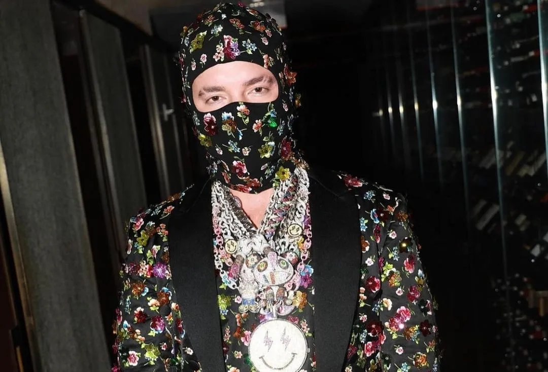 J Balvin cadenas Met Gala