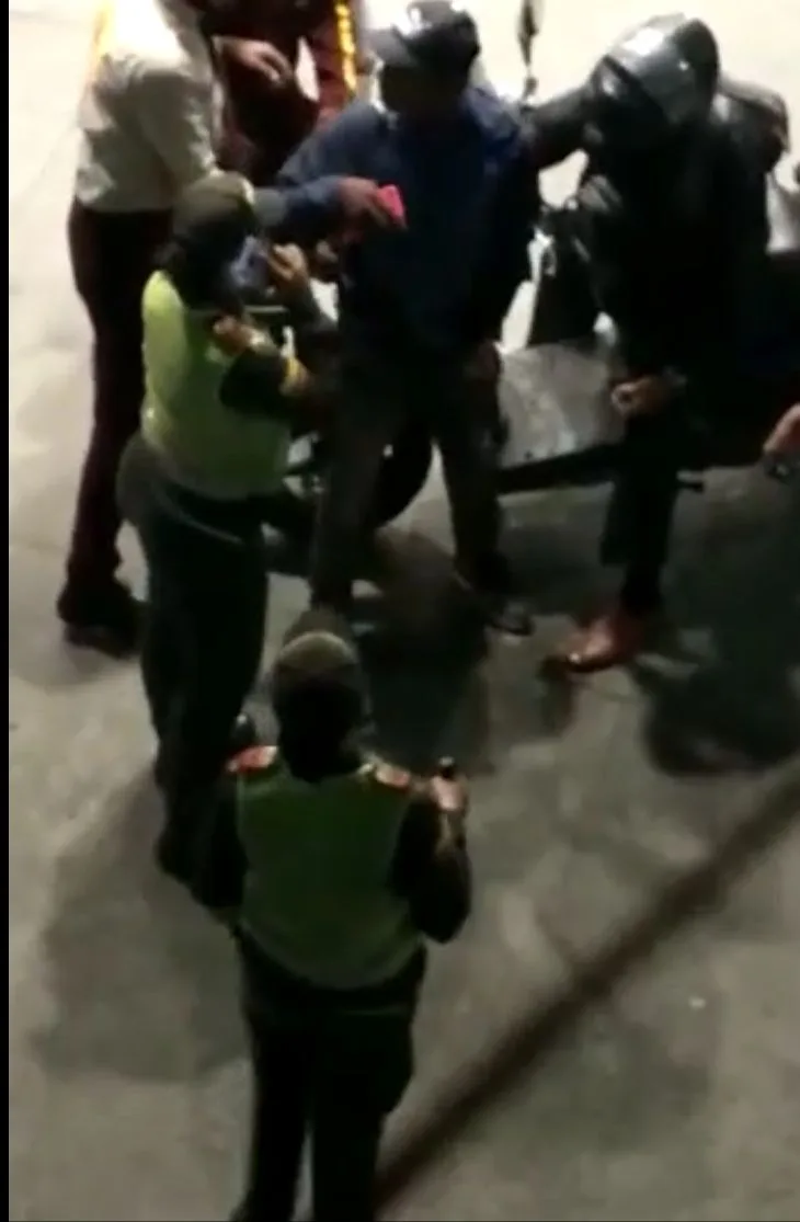 ladrones golpeados masajeada
