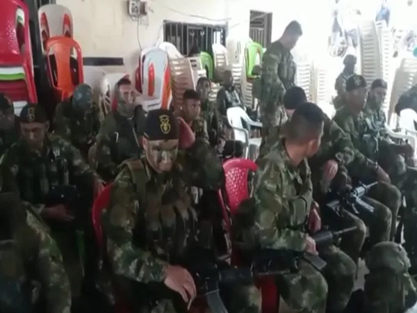 Liberaron a 28 policías y militares "retenidos" en El Patía, estaban en una brigada contra el narcotráfico
