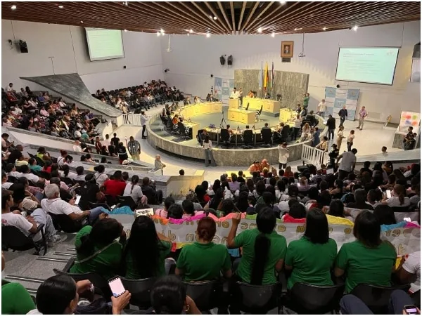 «Muchos padres al no contar con el servicio de las UTS, se llevan a sus hijos a las calles»: Docentes piden la apertura