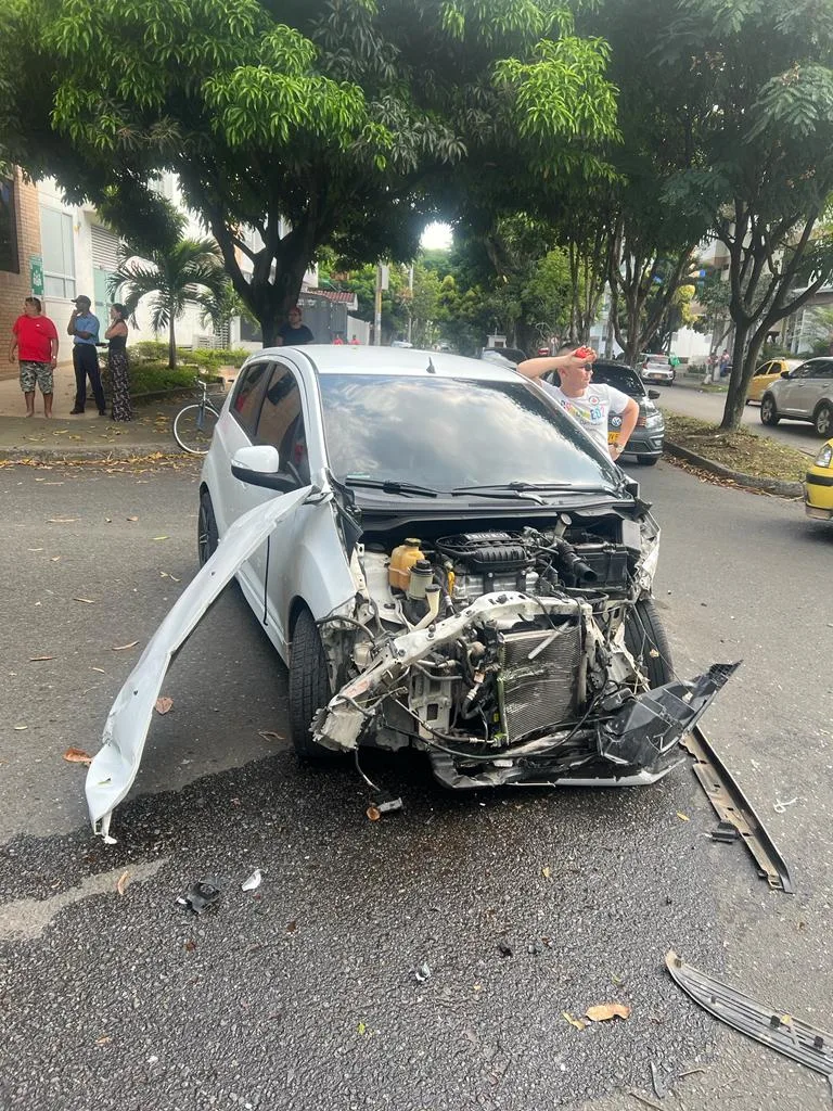 grave accidente en la Calle 18 con carrera 84, barrio El Ingenio,