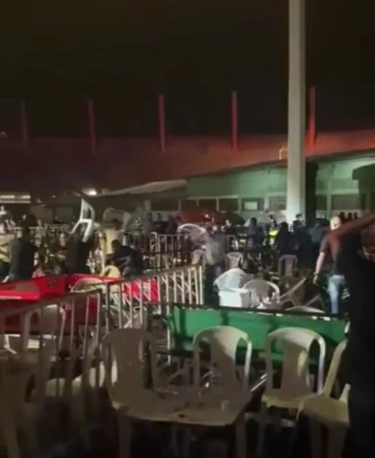 Autoridades están investigando qué pasó en el concierto de música popular y corridos que se realizó en El Diamante de Béisbol el pasado viernes.