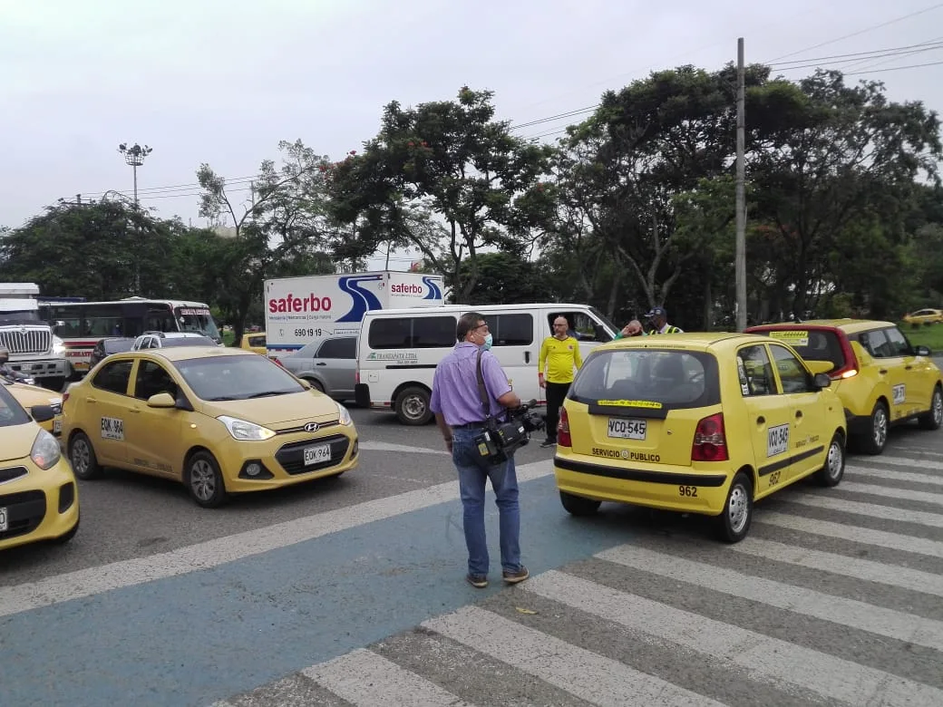 taxistas Cali protesta