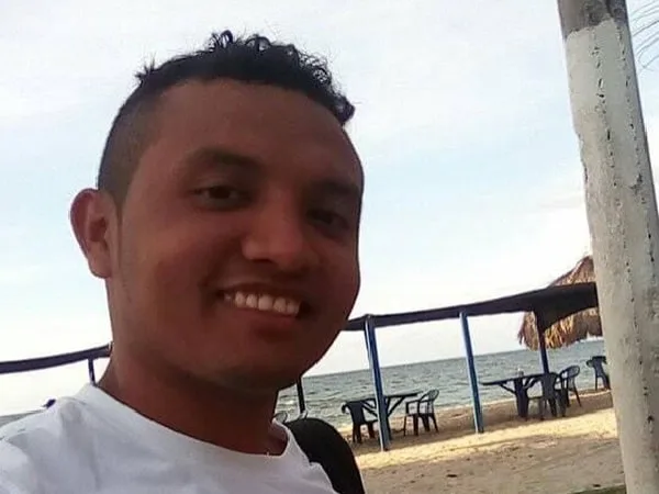 Diover Antonio Sierra Sierra, joven que murió tras mezclar medicamento con bebida energizante.