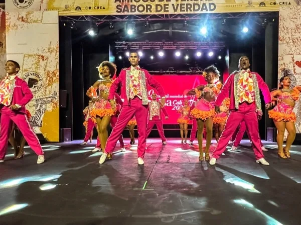 Más de 2.000 bailarines clasificaron a las semifinales del Festival Mundial de Salsa 2025