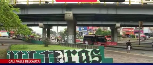 puente de Alfonso López y la Autopista Villa Diablo
