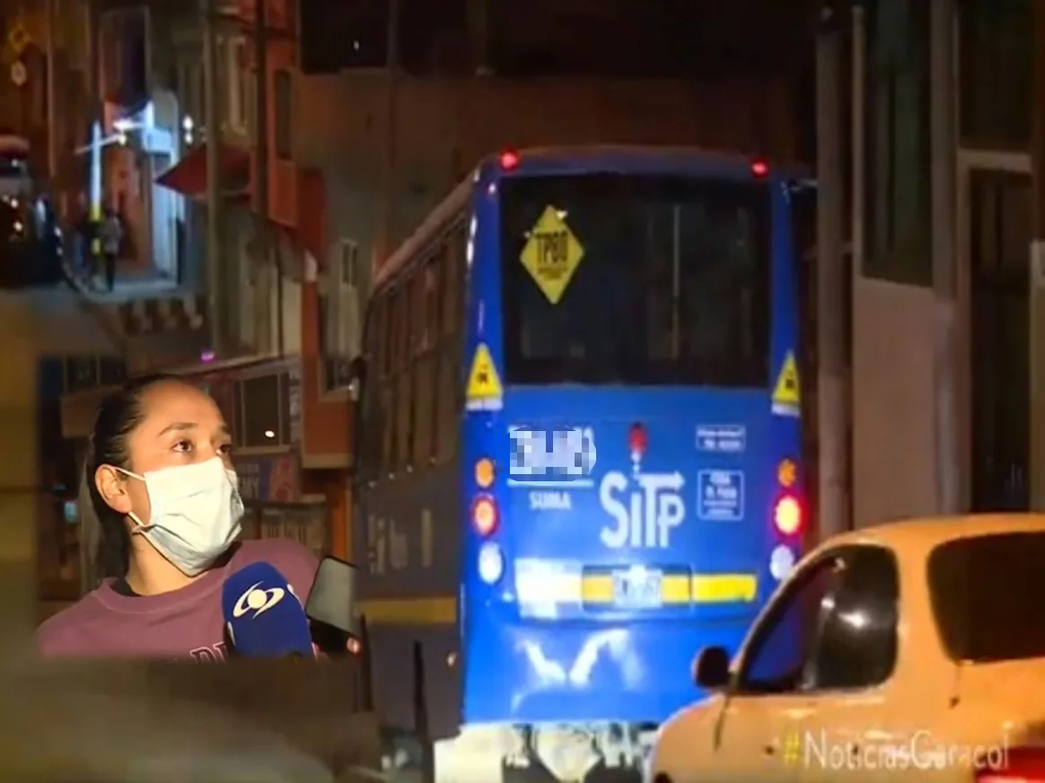 Tocada y acosada frente a sus hijos en un bus, otra denuncia por agresión sexual en Bogotá